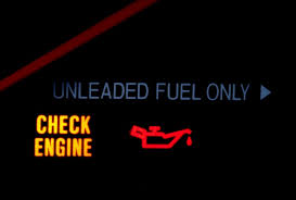 Diferencia entre check engine y aviso de mantenimiento